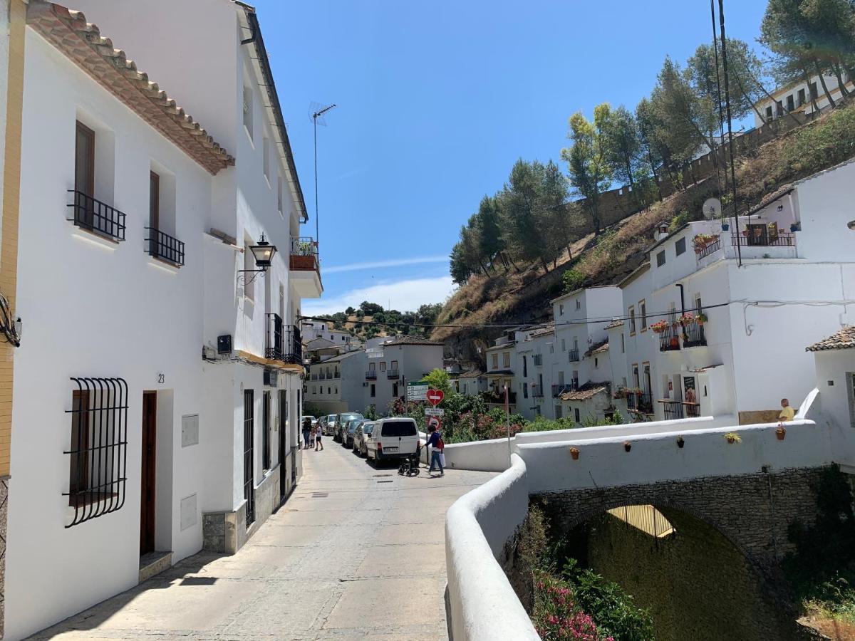 Вилла Casa Cueva El Puente Setenil De Las Bodegas Экстерьер фото